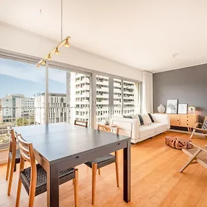Apartment Guestready - Pedra Near Marina, Lisbon